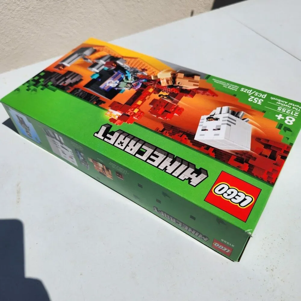 NEW LEGO Minecraft 21255 The Nether Portal Ambush Adventure Set Building Toy for